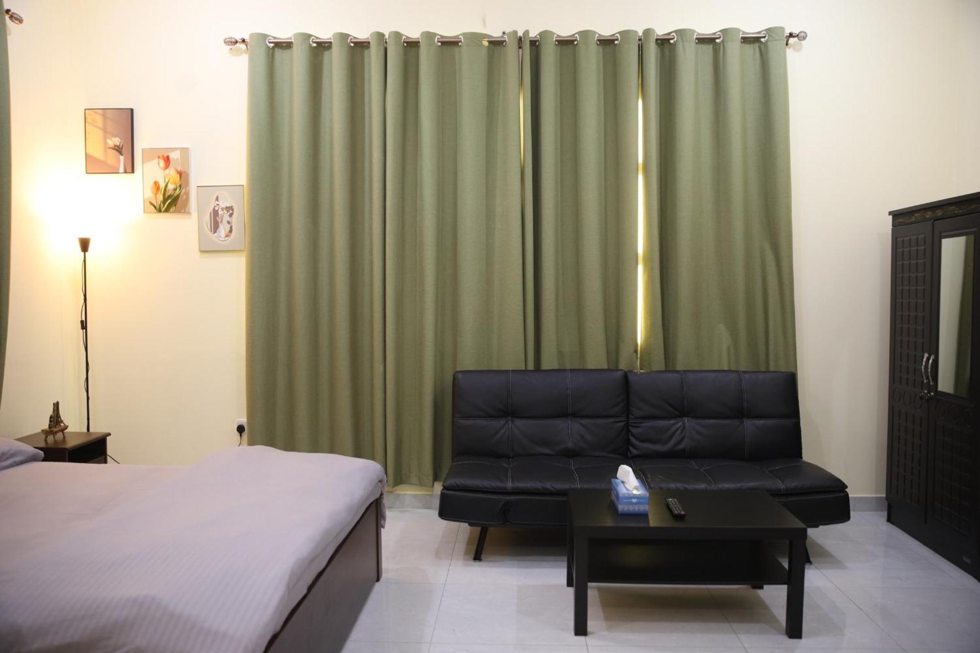 Luxury Private Studio Apartment Close To Airport อาบูดาบี ภายนอก รูปภาพ